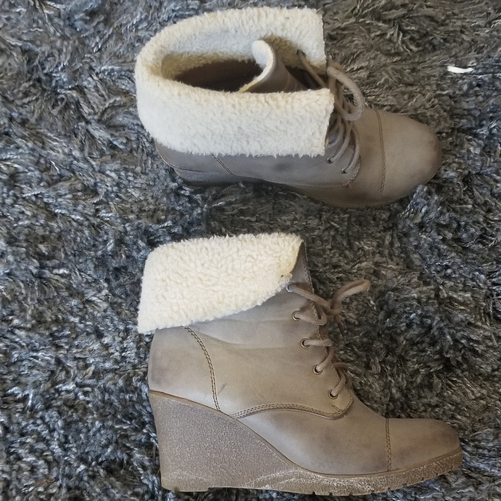 Lovely ankle boots